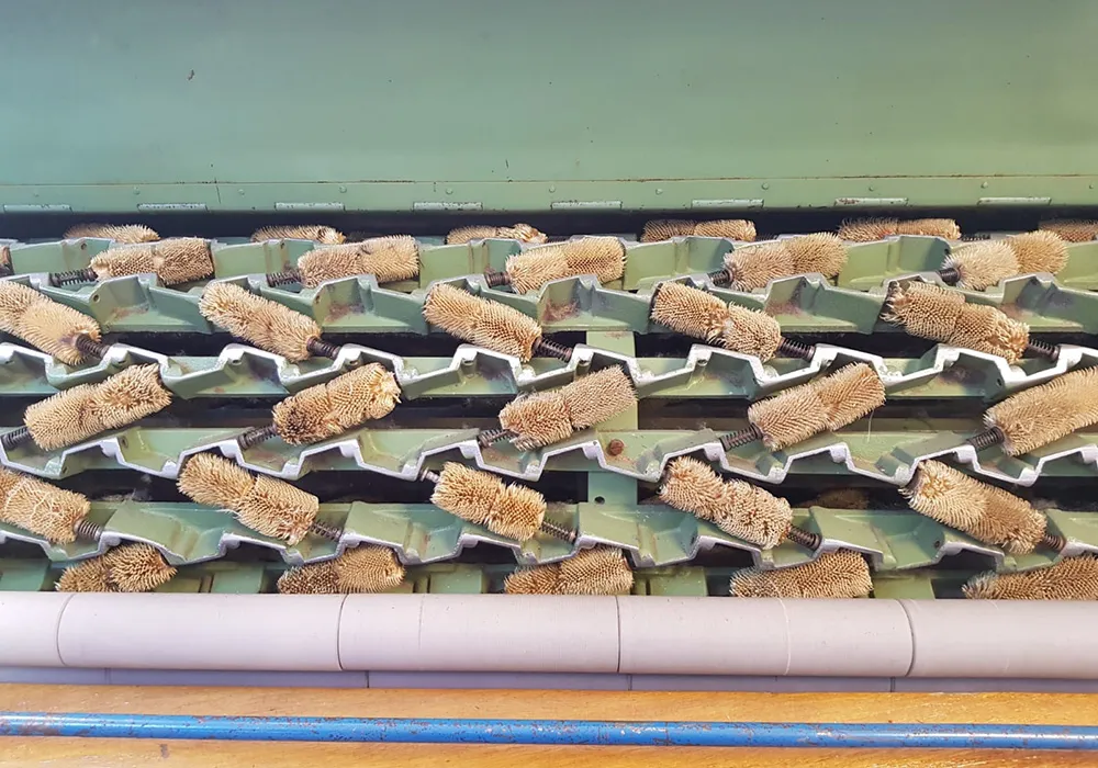 servicii efecte speciale scamosare mobiente fabrica tricotaje confectii oradea